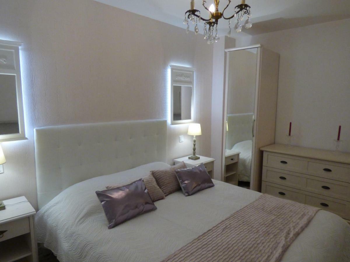 Villa Maison Blanche Tulle 1 A 4 Personnes Luaran gambar