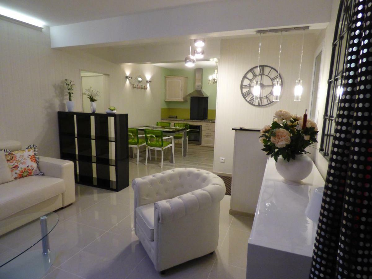 Villa Maison Blanche Tulle 1 A 4 Personnes Luaran gambar