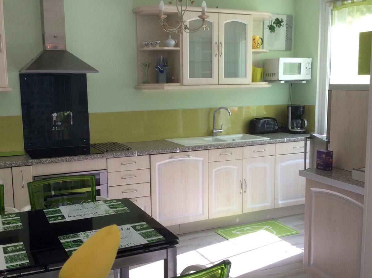 Villa Maison Blanche Tulle 1 A 4 Personnes Luaran gambar